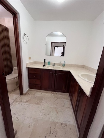 apartamentos - Venta de apartamento con 250mts en Naco Distrito Nacional piso 3  7