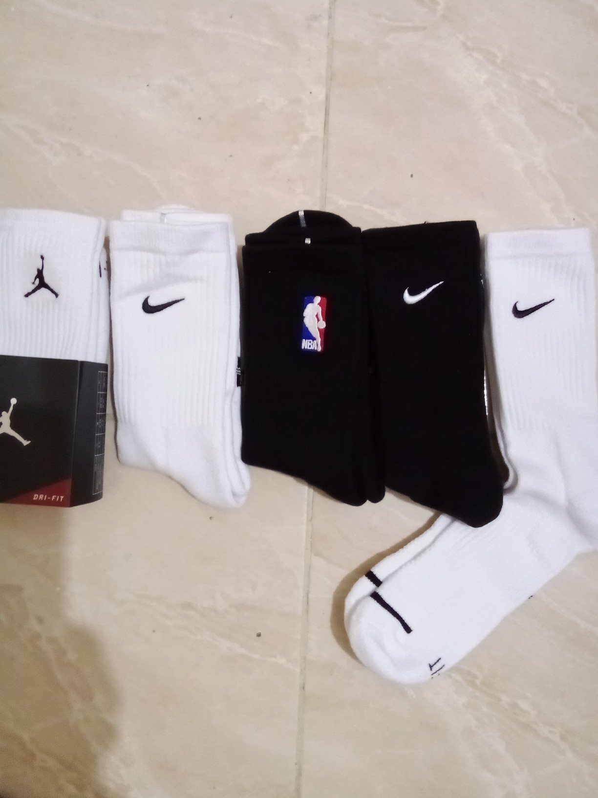 ropa para hombre - Vendo media de hombre Nike, jordan, NBA