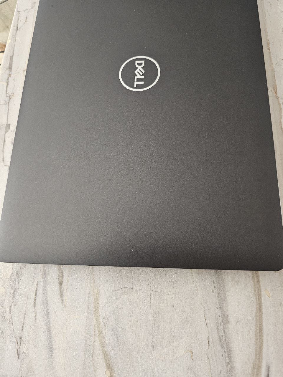 computadoras y laptops - LAPTOP DELL I7 8TH GEN 16GBRAM 500GBSSD TOUCH COMO 4
