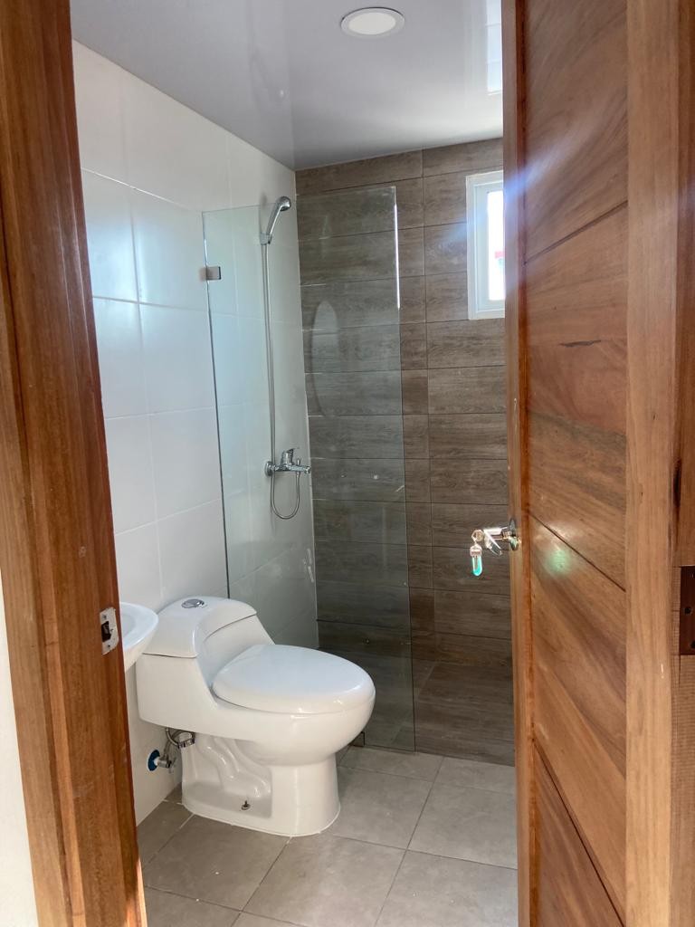 apartamentos - apartamento en venta próximo a la republica de Colombia  5