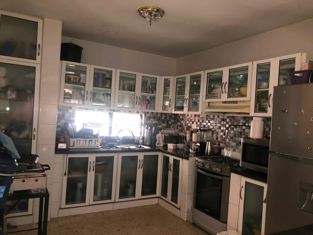 casas - ▶️Se vende casa 2 niveles en Cabirma del Este(Próximo a la Charles de Gaulle)📍� 6