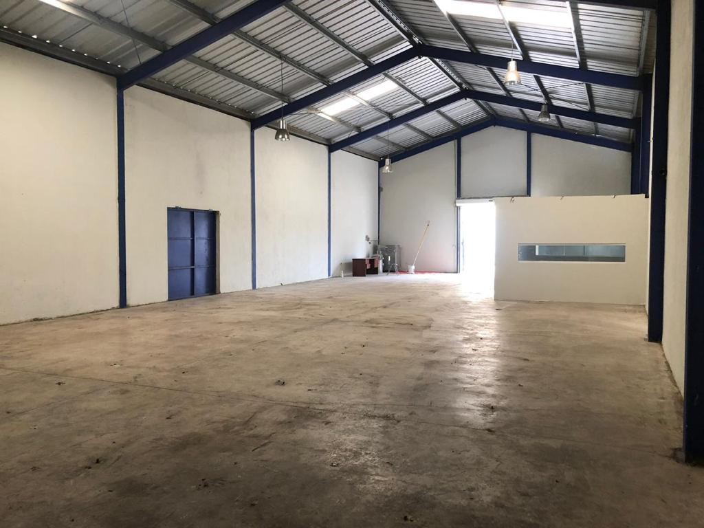 otros inmuebles - Alquilo Nave 350 mts en san Isidro santo domingo este
 0