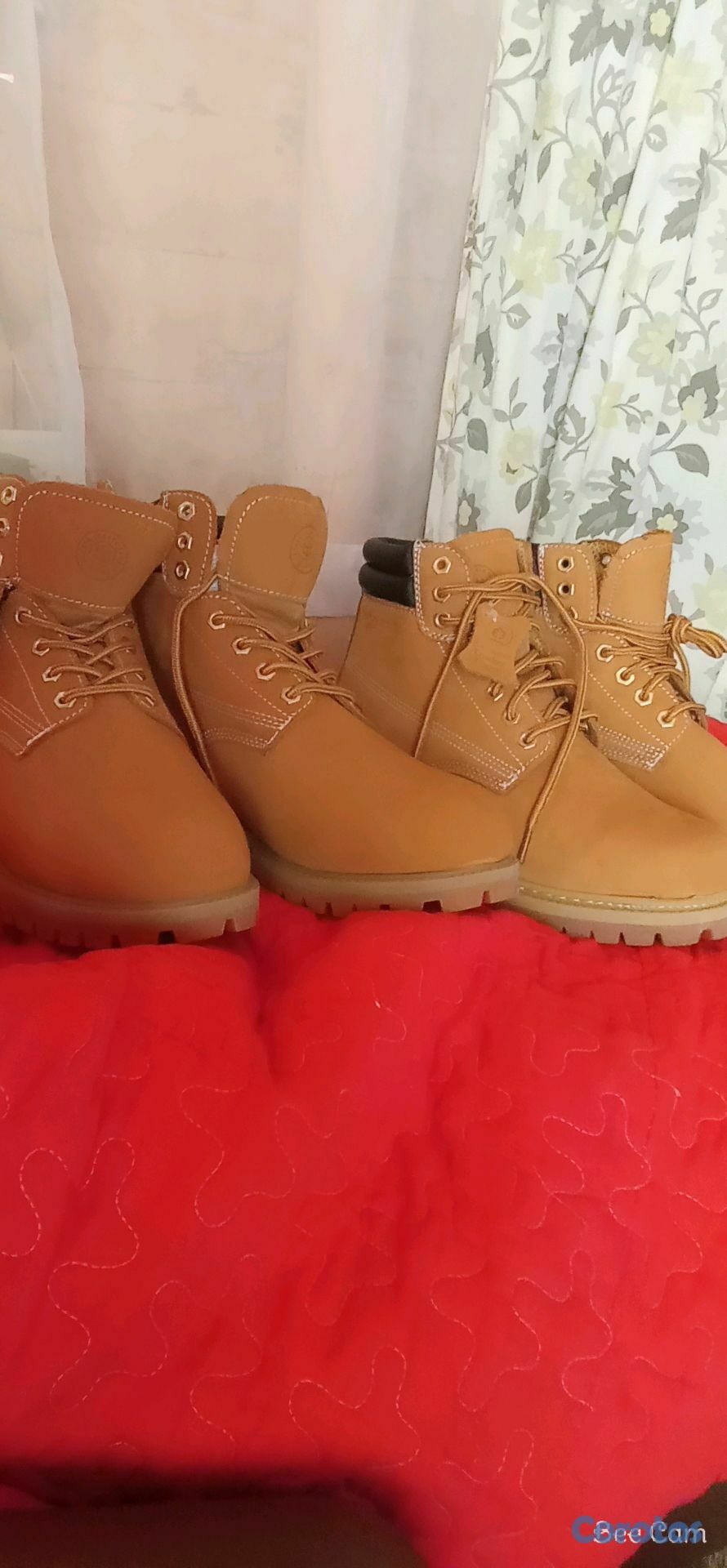articulos de oficina - vendo botas Timberland a buen precio  1