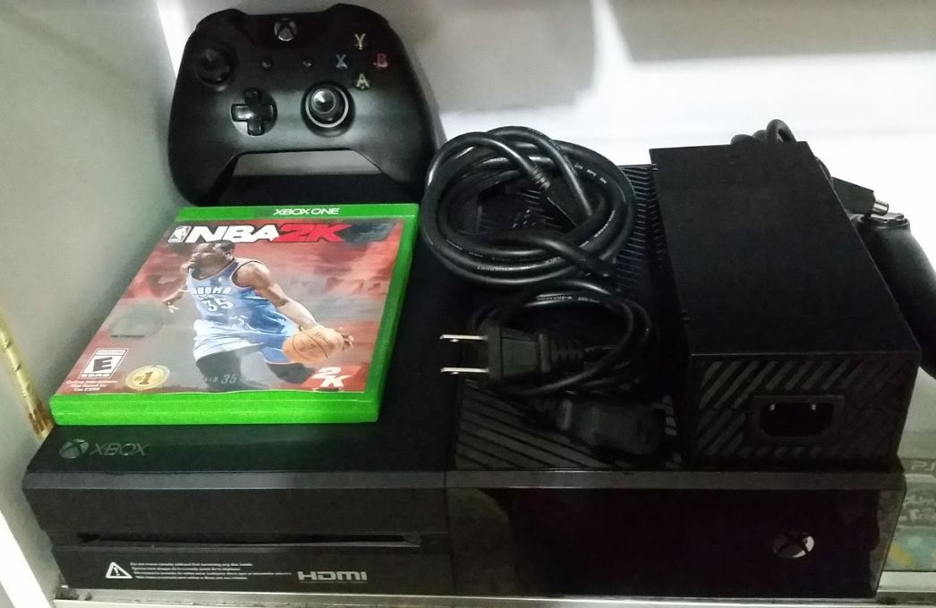 consolas y videojuegos - Xbox One 500GB, 1 Control + 1 juego 