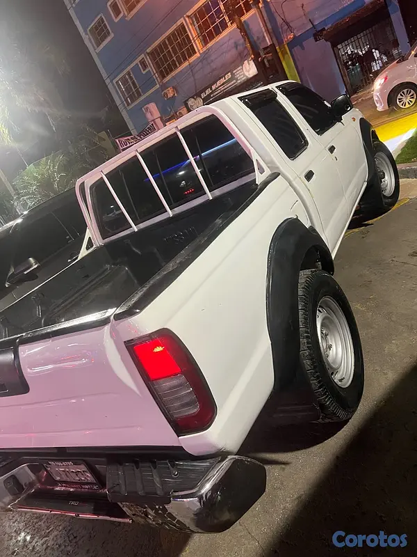 jeepetas y camionetas - Nisan frontier Diesel  3