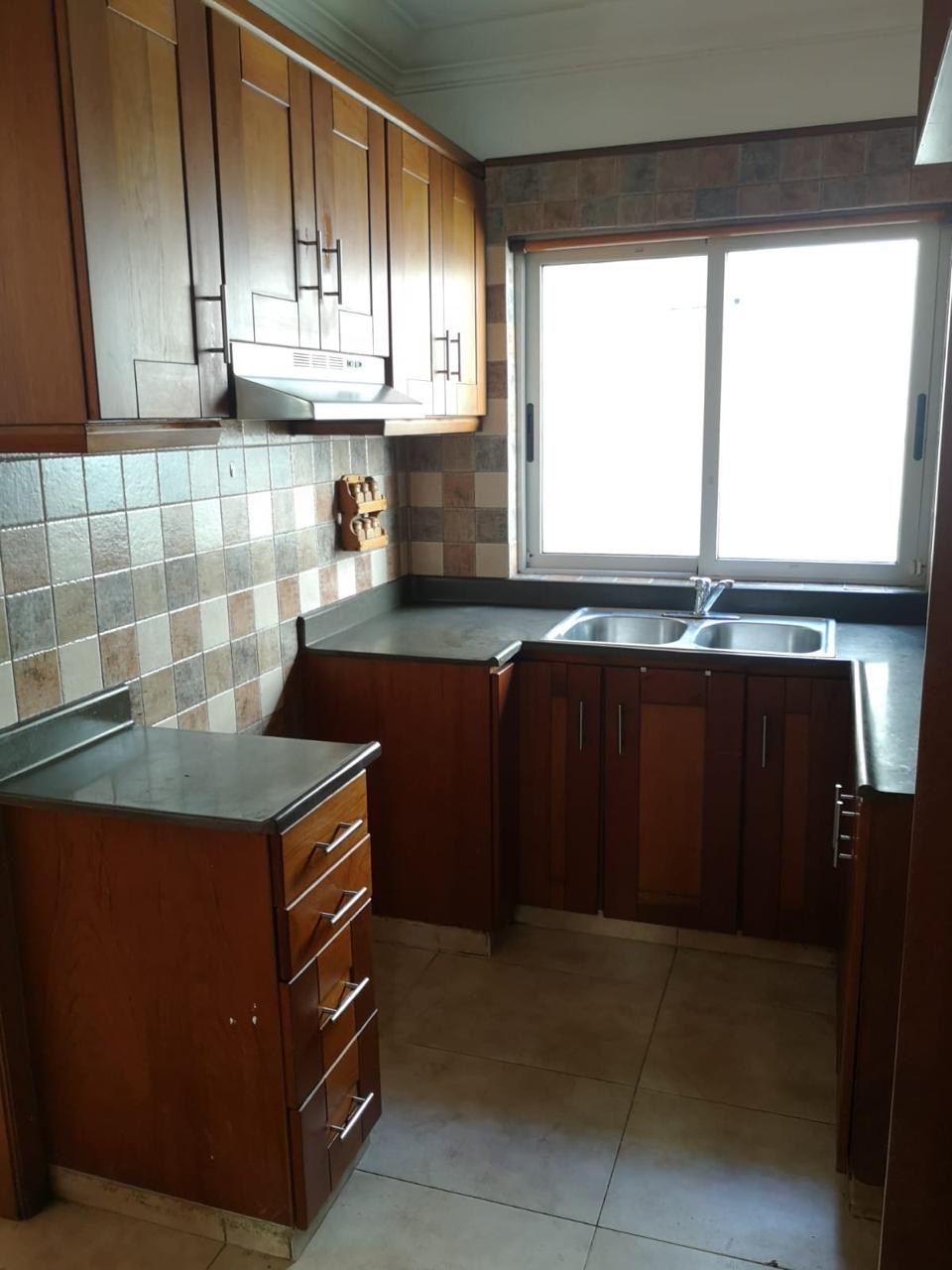 casas - vendo  hermosa Casa en Los Cacjcazgo  5
