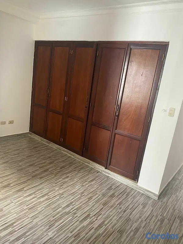 apartamentos - APARTAMENTO EN VENTA – AVENIDA INDEPENDENCIA 7