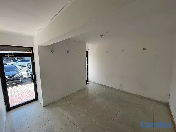 oficinas y locales comerciales - LOCAL COMERCIAL 8