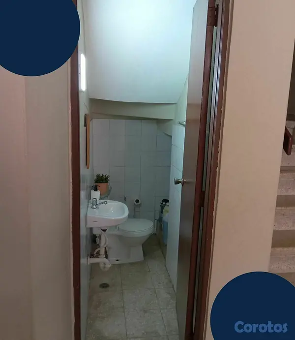 casas - Casa en zona Independencia 3