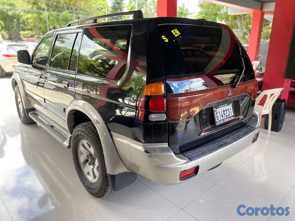 jeepetas y camionetas - Mitsubishi Montero sport 2001 7
