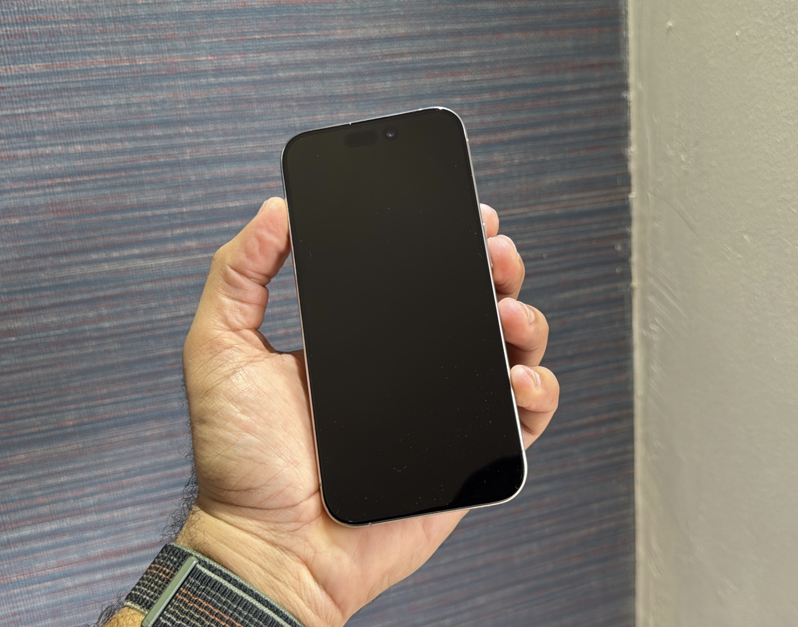 celulares y tabletas - iPhone 15 PRO 128GB Natural, Desb RD$ 54,900 NEG 2