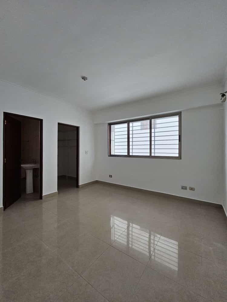 apartamentos - hermoso apartamento en zona céntrica  9