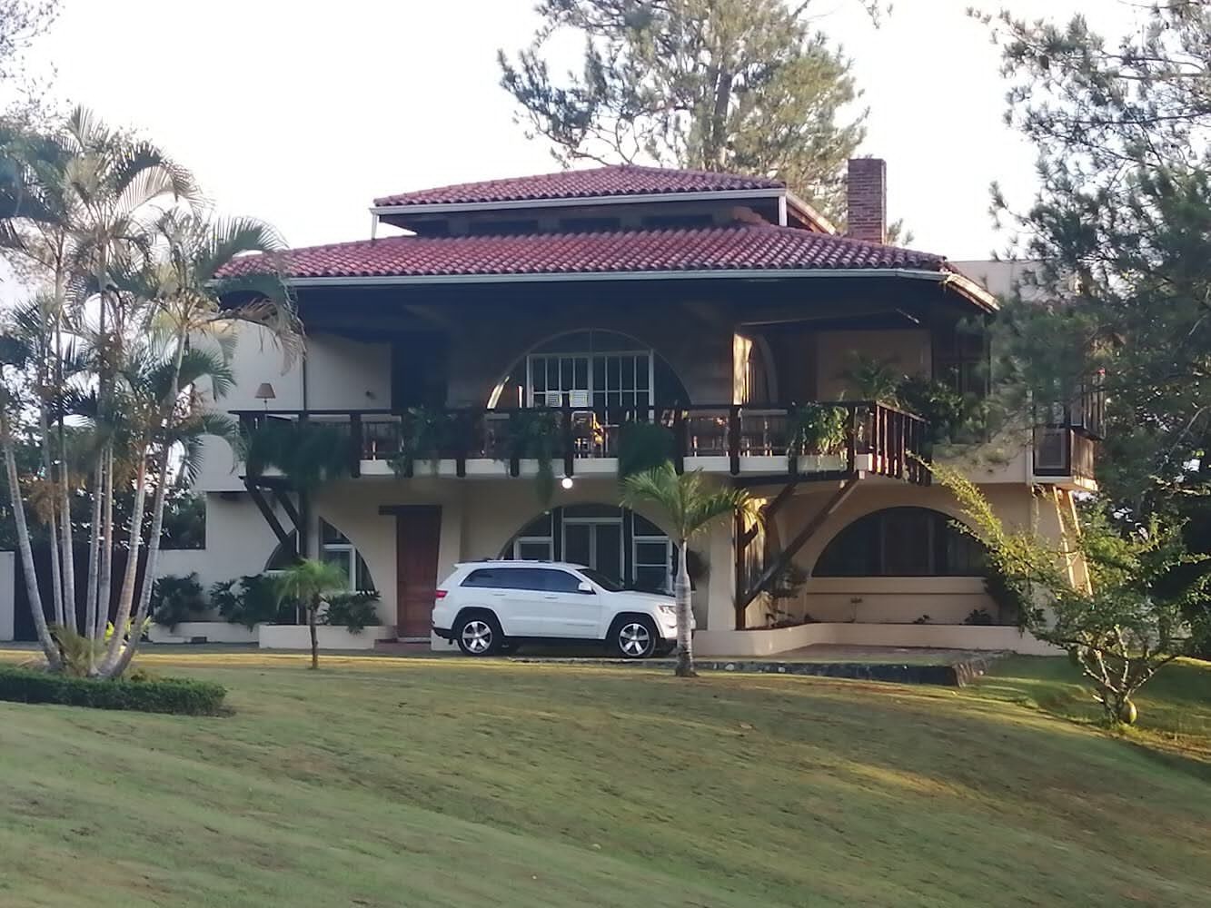 casas - Magnifica Casa con Terreno de 3,048Mts2 en Jarabacoa 1
