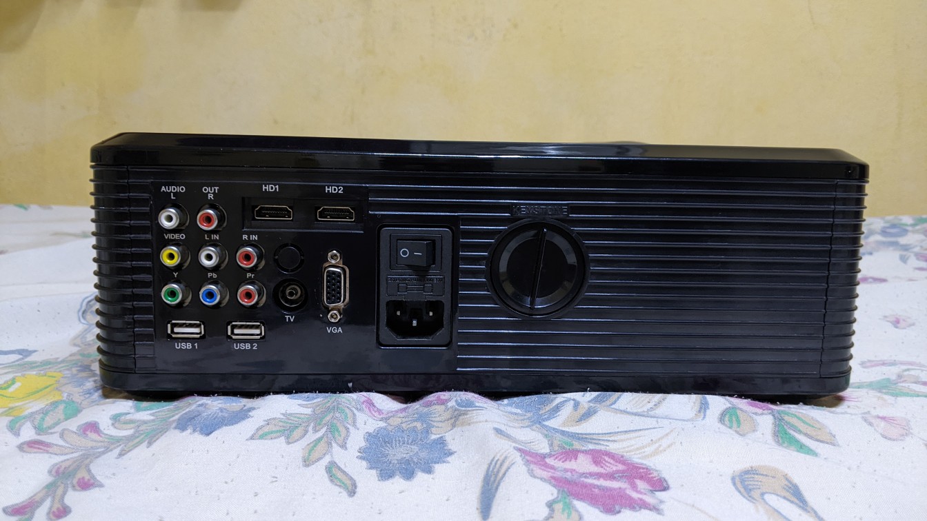 accesorios para electronica - Projector FUGETEK FG-857 720P LED 1