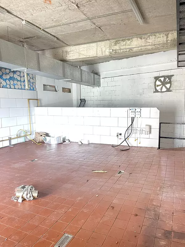 oficinas y locales comerciales - Local céntrico en Arroyo Hondo  6