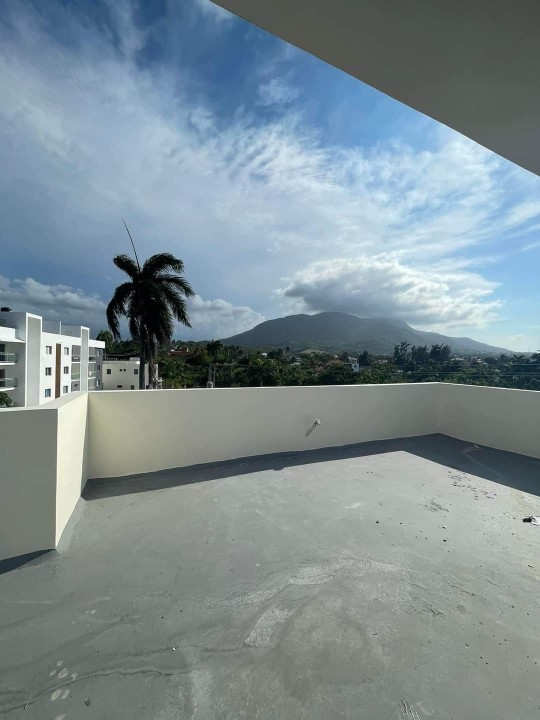 casas - Moderna casa  comunidad cerrada a 3 minutos de playa dorada ideal para invertir  7