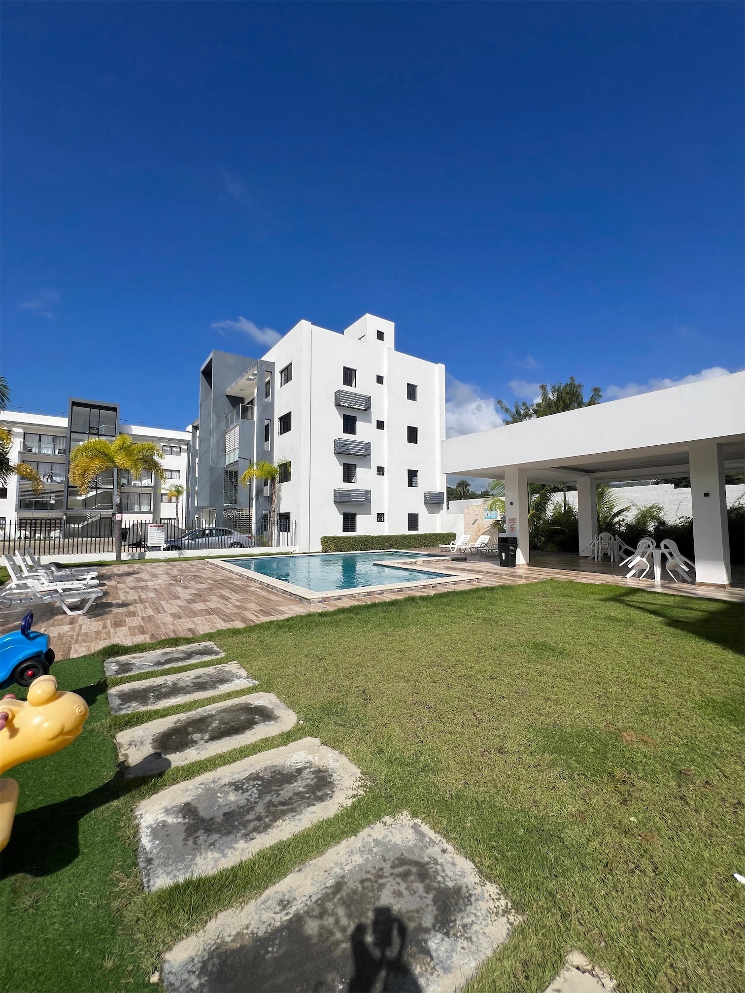 apartamentos - Apartamento en venta en Gurabo en tercer nivel amueblado con piscina y Gazebo  7