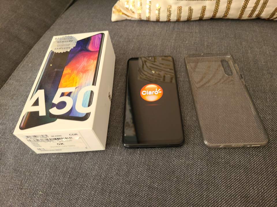 celulares y tabletas - Samsung A50 de Claro