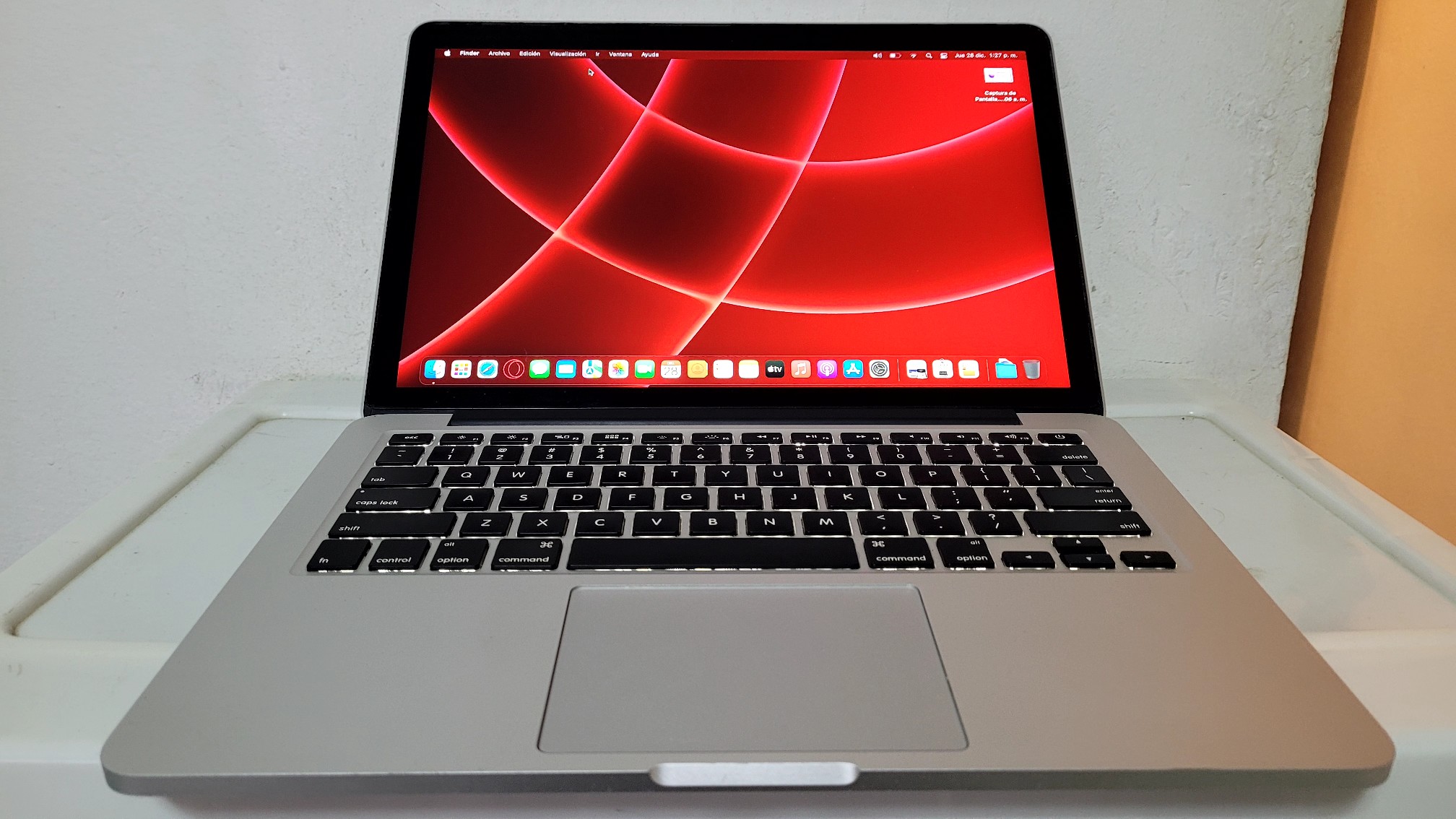 computadoras y laptops - Macbook Pro Retina 13.3 Pulg Core i7 Ram 16gb Disco 256gb SSD Solido 2016