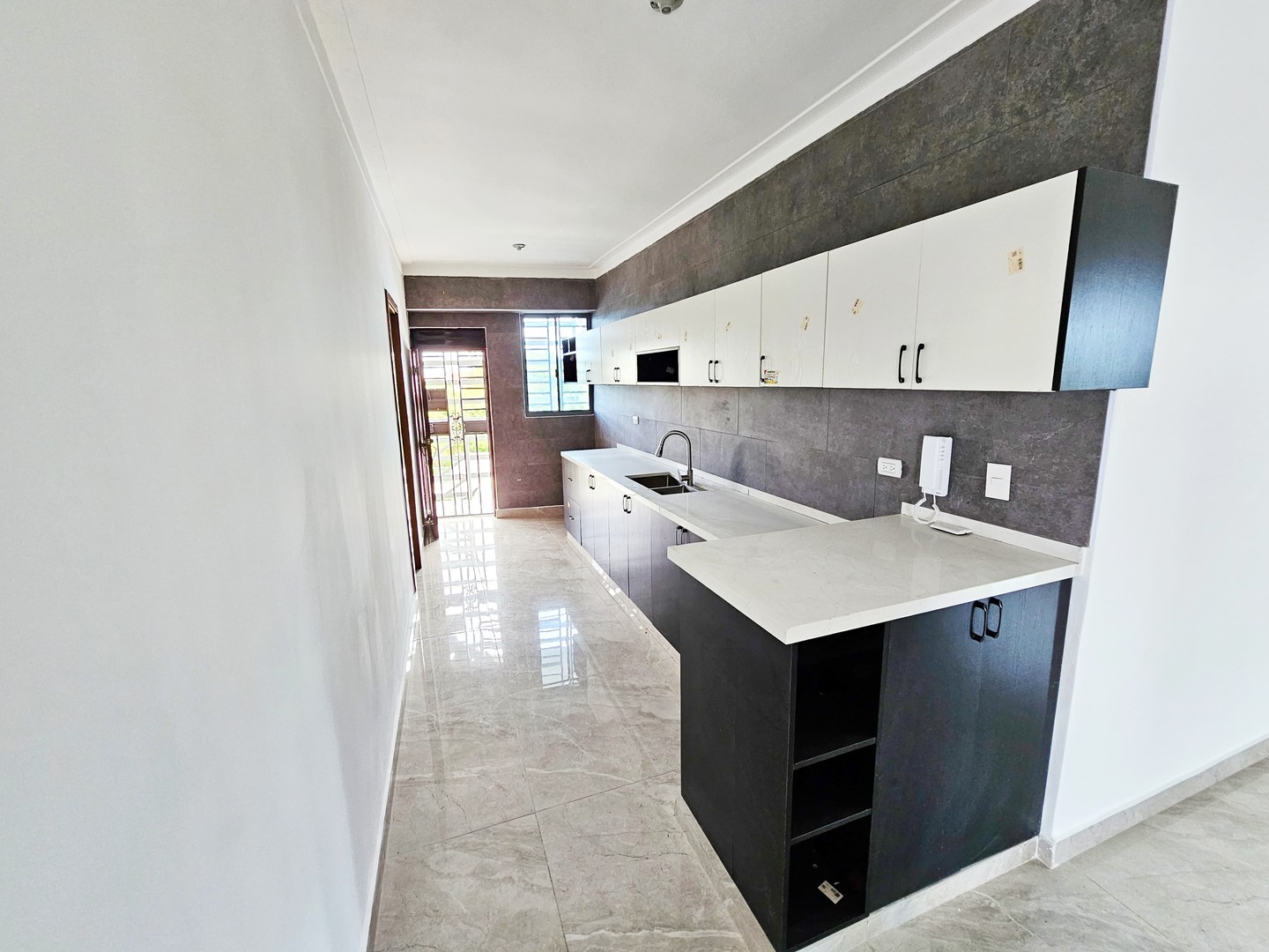 apartamentos - Apartamento NUEVO en Ensanche Paraíso.

Precio:RD$10,000,000.

- 136mt2 en total 3