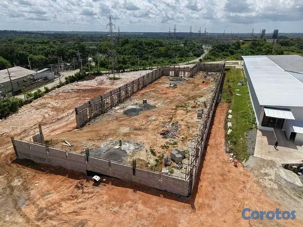 otros inmuebles - Alquilo Nave industrial en Autopista Duarte 3
