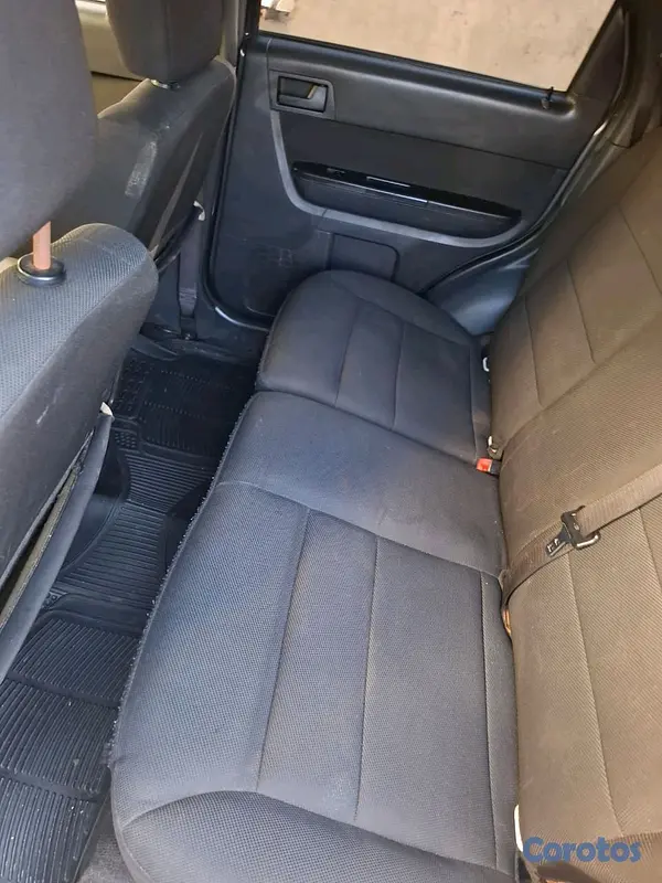 jeepetas y camionetas - Ford escape 2011 en venda,excelente condiciones.  14