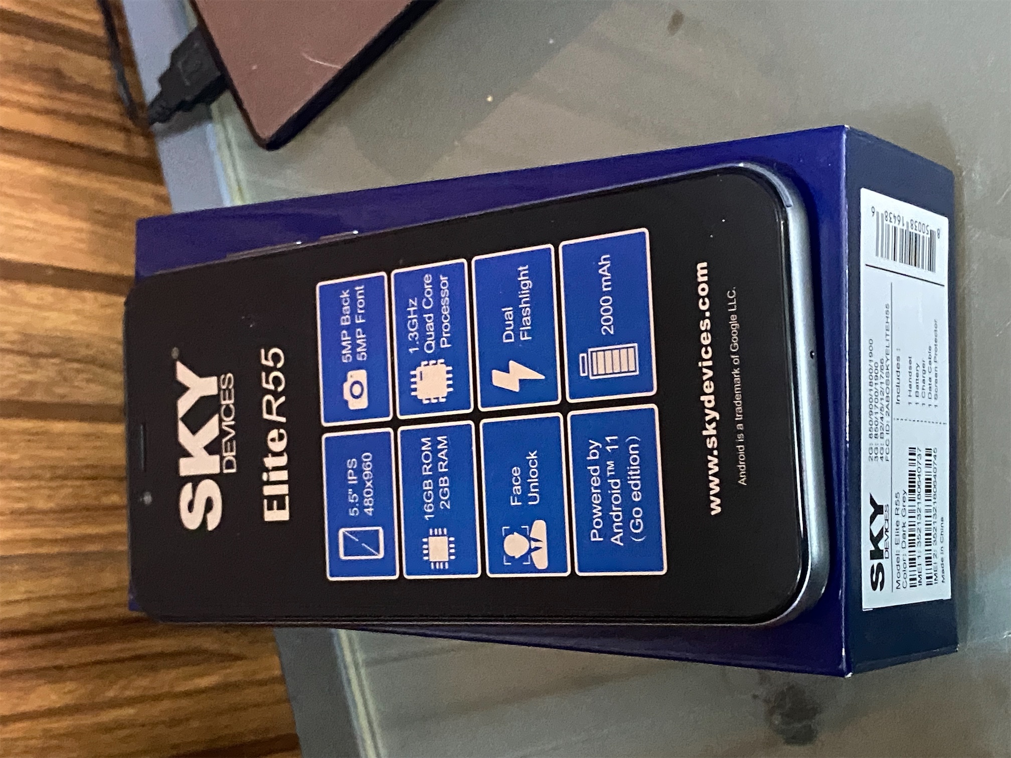 celulares y tabletas - SKY R55 dual sim 