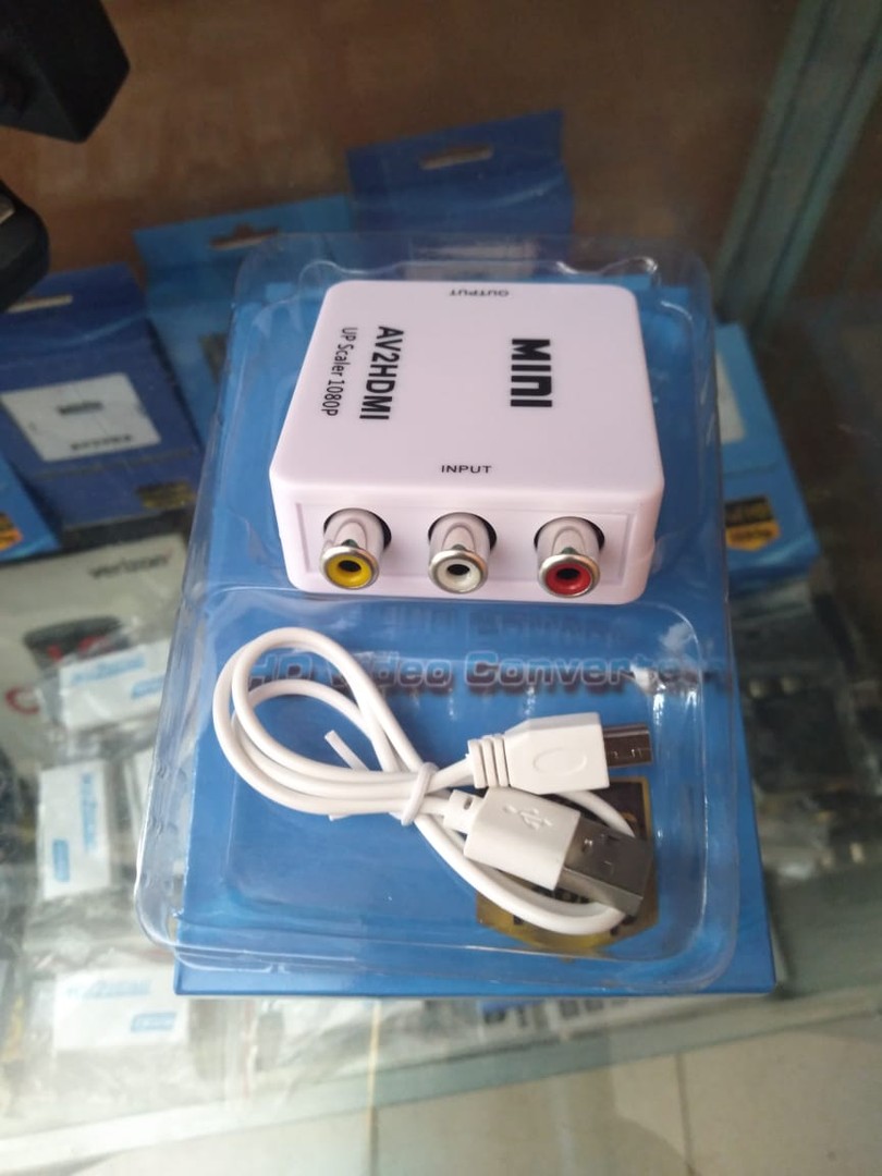 accesorios para electronica - CONVERTIDOR DE RCA-AV A HDMI CONECTA EQUIPOS POR RCA AL TELEVISOR O MONITOR HDMI 0