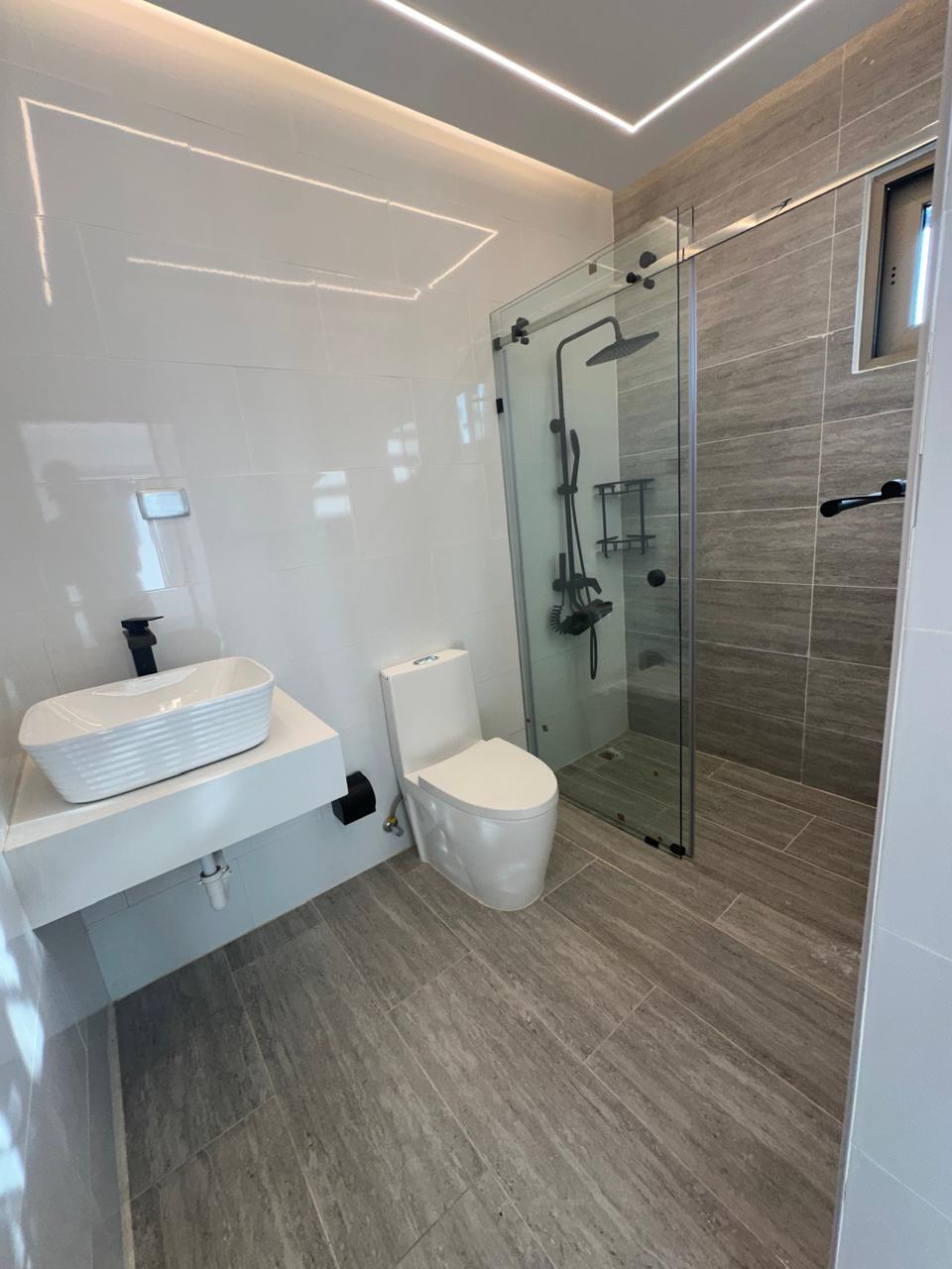 casas - CASA EN VENTA EN RESIDENCIAL CERRADO . 2