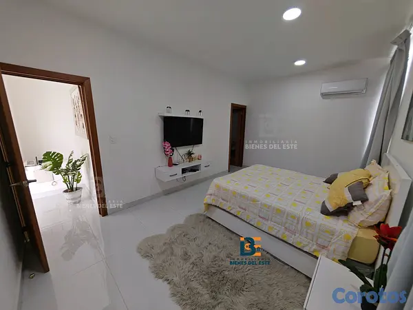 casas - VENDO moderna Casa con finos detalles y acabados d 9