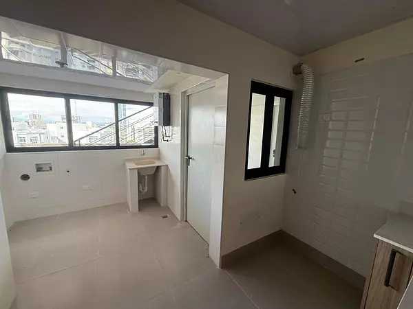 apartamentos -  Vendo  Apartamento en ENSANCHE NACO 4