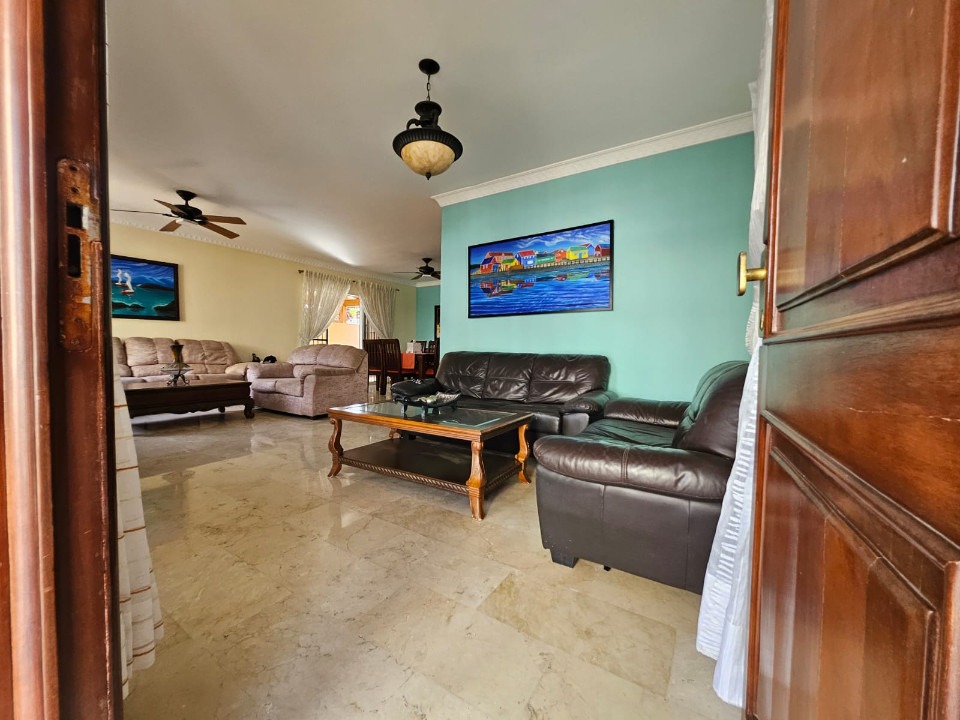 casas - Venta de Casa en Av independencia 3