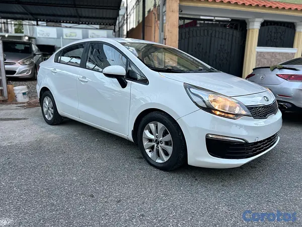 carros - Kia Rio 2017 (Viamar, Motor Doch) 2