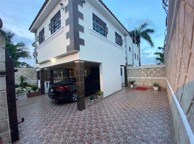 casas - Venta de casa en la carretera mella zona oriental Santo Domingo este 