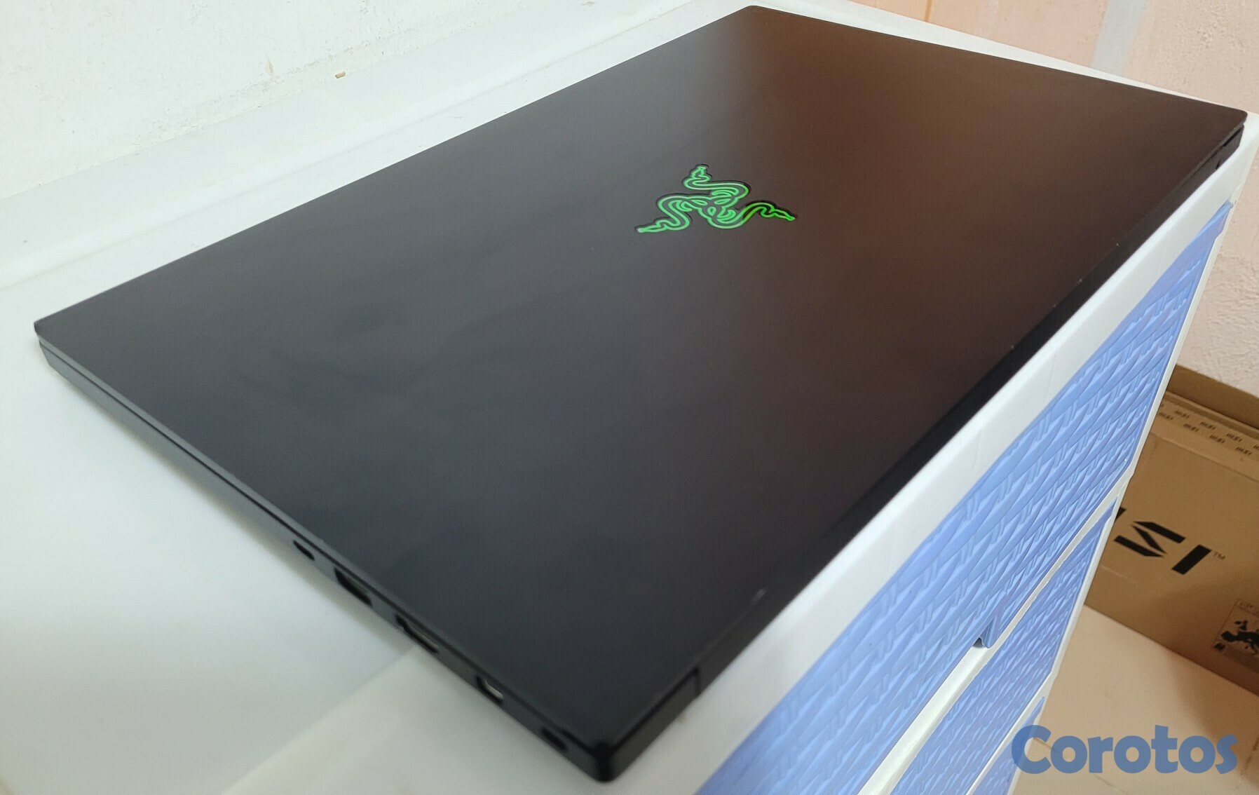 computadoras y laptops - laptop Gaming Razer Blade Core i7 Ram 32gb ddr4 Disco 1tb Nvidea RTX 2060 6GB  3