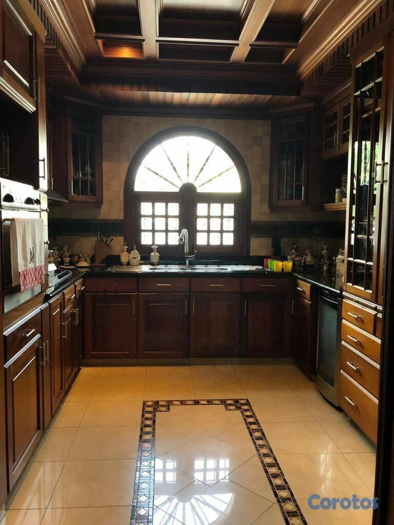 casas - Elegante residencia, máximo confort en Santiago 4