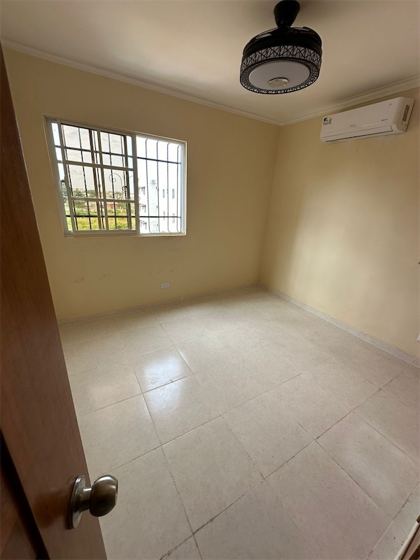 apartamentos - 🚨VENDO HERMOSO Y ACOGEDOR APARTAMENTO EN SAN ISIDRO LABRADOR🚨 0