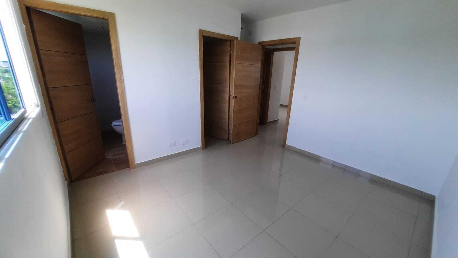 apartamentos - Apartamento en Venta de Tres Habitaciones 9