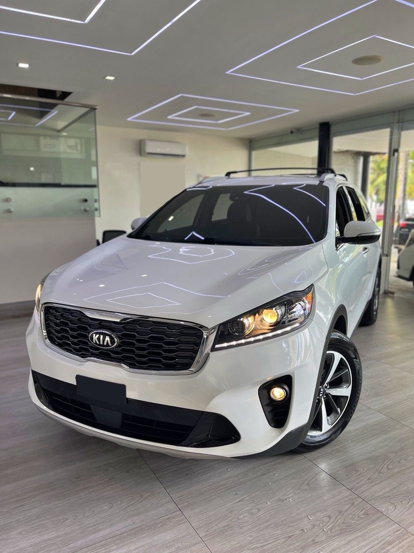 jeepetas y camionetas - Kia Sorento EX 2019 impecable 