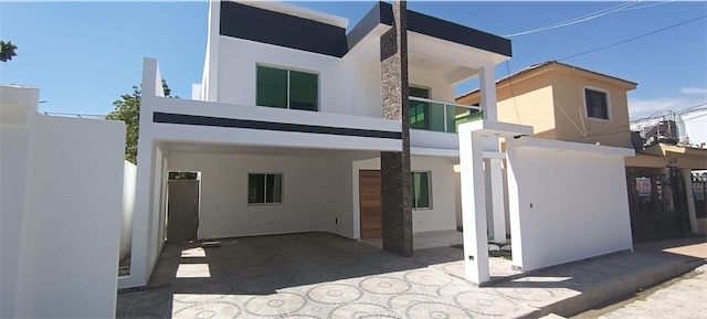 casas - Venta de casa en la autopista de san Isidro prado oriental Santo Domingo este