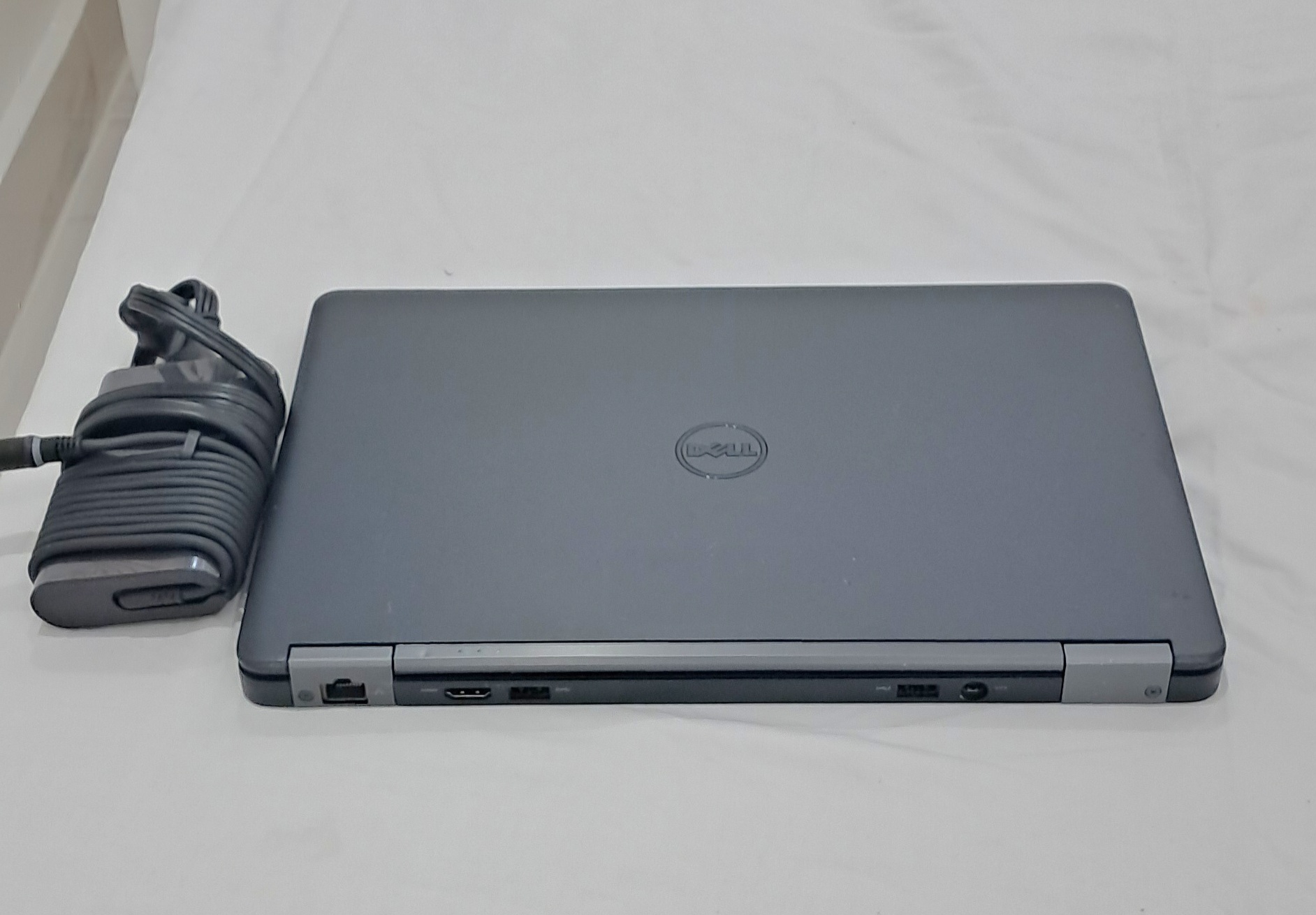 computadoras y laptops - Laptop Dell 7250 12GB RAM i5 256GB SSD 2