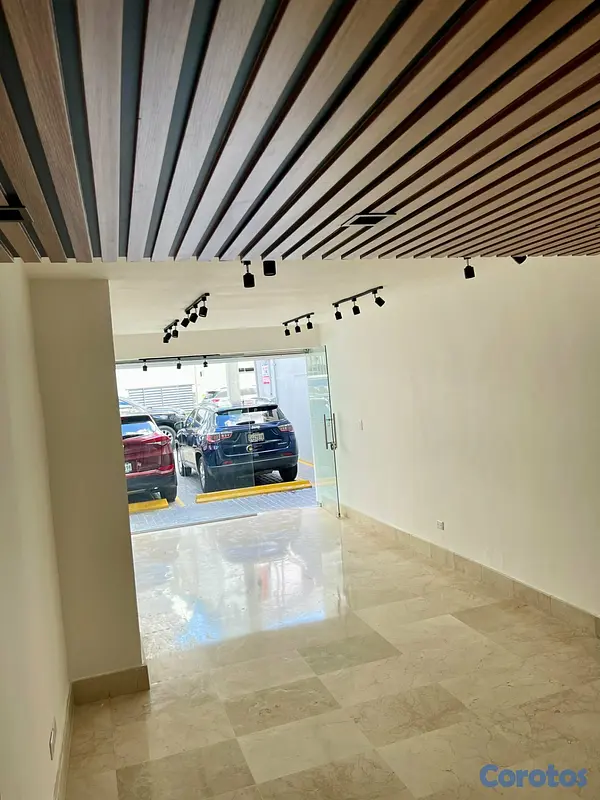 oficinas y locales comerciales - SE ALQUILA LOCAL COMERCIAL – EVARISTO MORALES 4