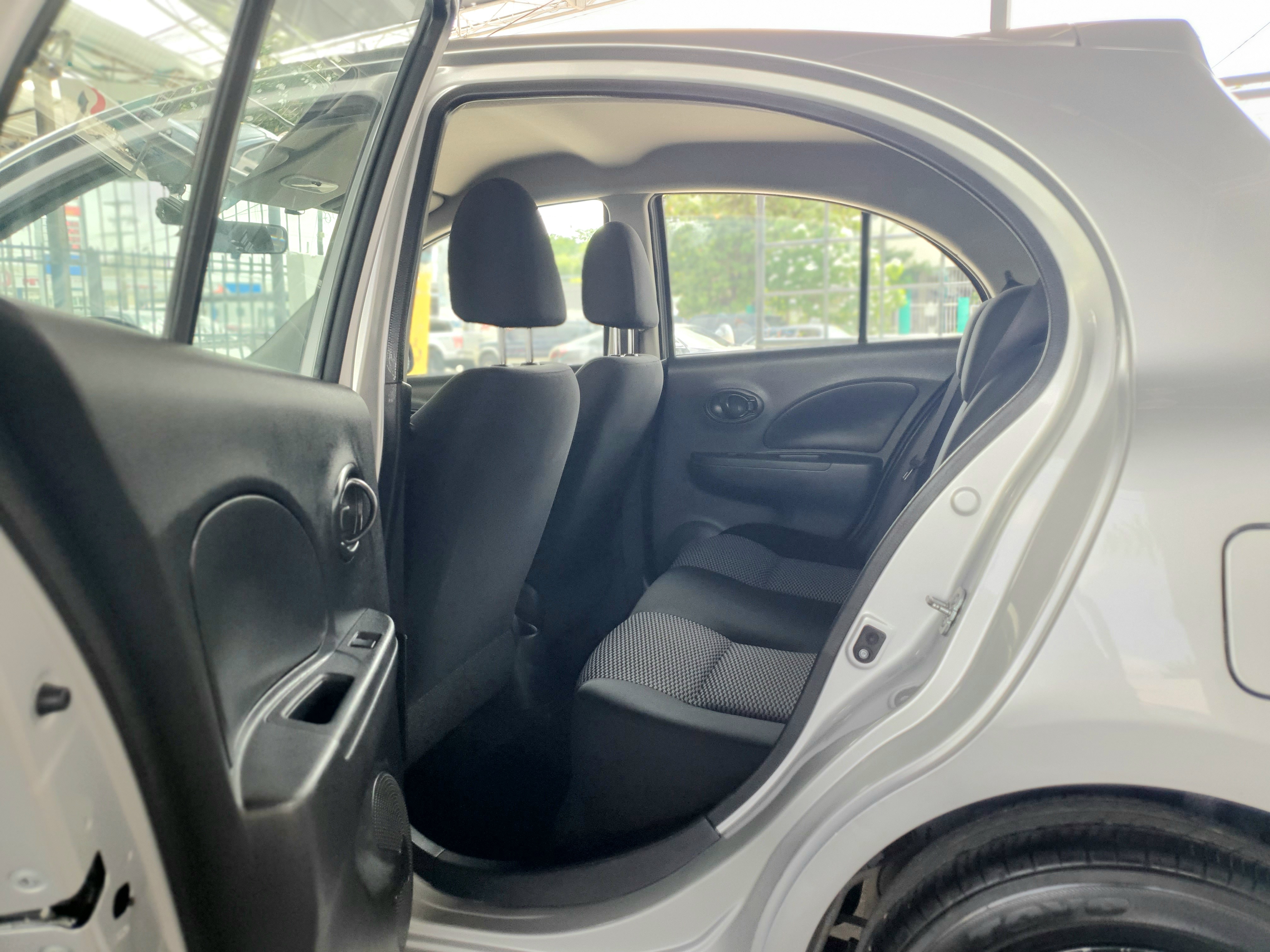 carros - NISSAN MARCH 2020 RECIEN IMPORTADO 4