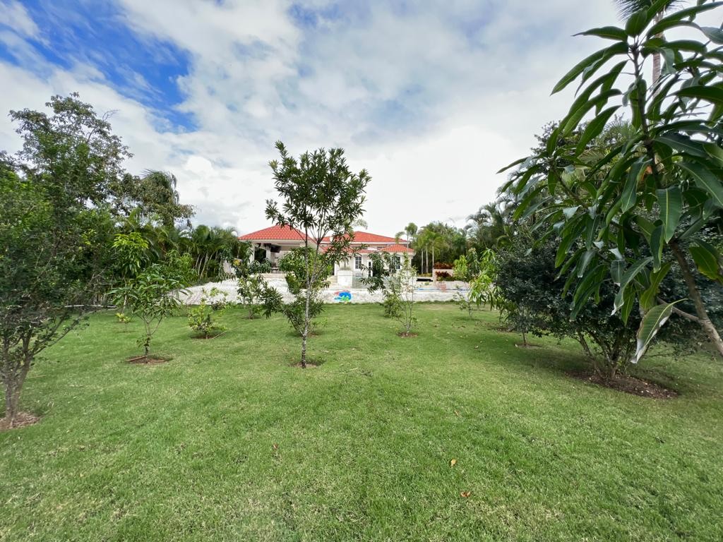 casas vacacionales y villas - 
SIN INTERMEDIARIOS VENDO CASA VILLA EN METRO COUNTRY  CLUB 
 4