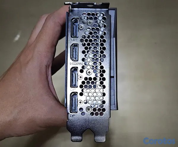 computadoras y laptops - Tarjeta Gráfica RTX 2080 Super 8GB 3
