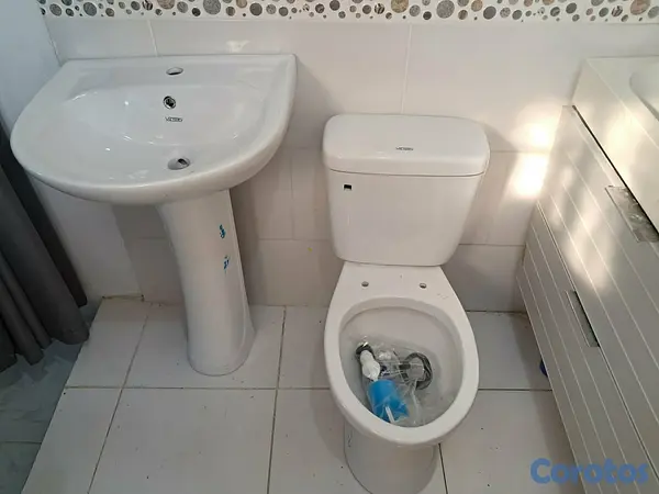 decoración y accesorios - Combos inodoro y lavamanos nuevo  incluye  llave $ 5