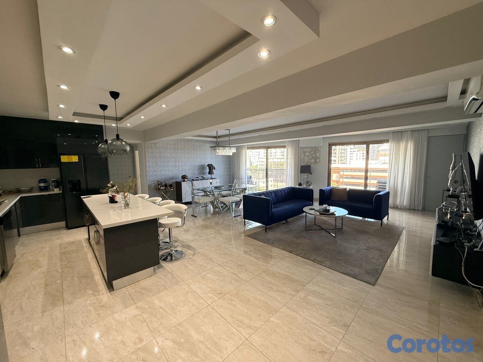 apartamentos - vendo bella vista sur piso 7 dos hab 2.5 baños dos parqueos balcón lujo área soc 1