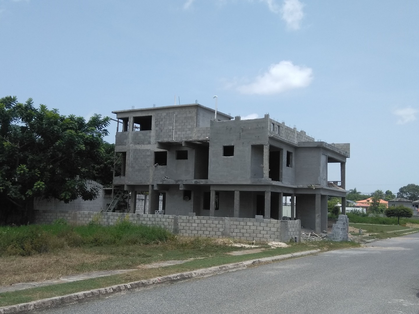 casas - Casa en San Cristóbal proyecto Cerrado 6.5 MM  