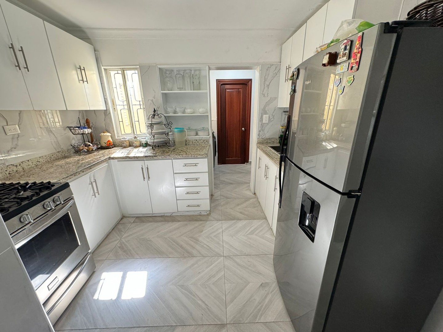 apartamentos - Apartamento en Venta
GASCUE
RD$10,900,000.00
Mantenimiento: RD$3,500.00
 5