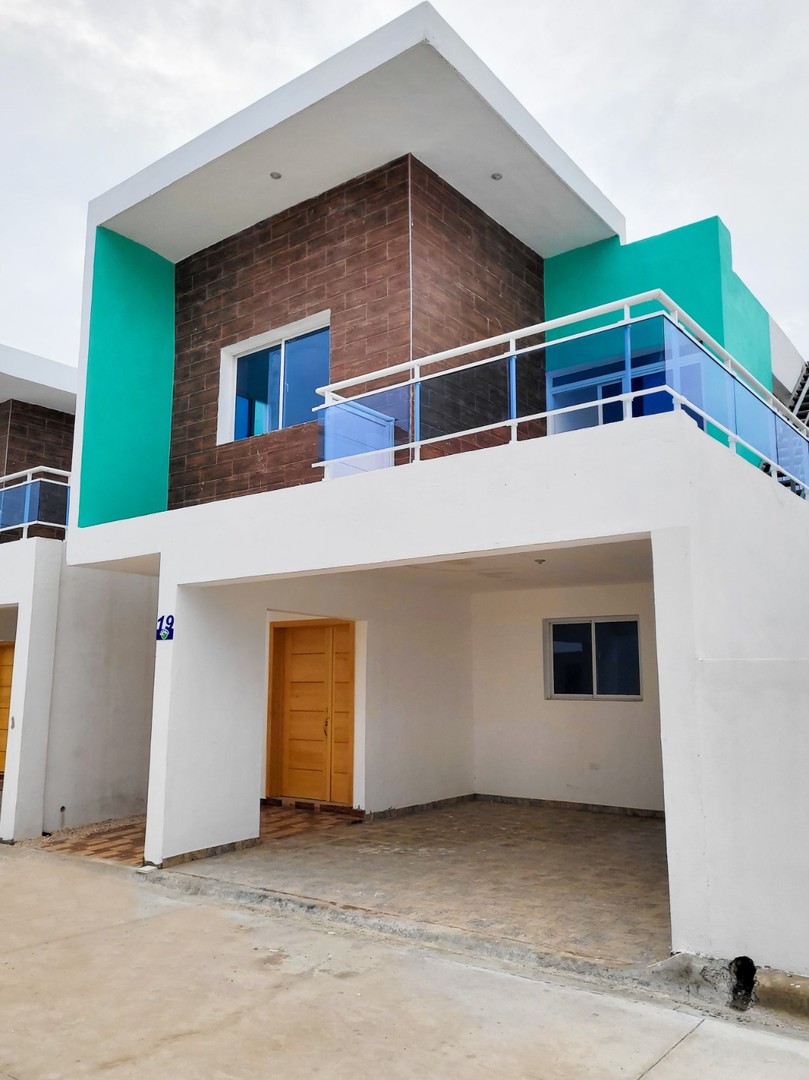 casas - Casas de 2 niveles en proyecto cerrado con piscina y Gymnasio, Aut. San Isidro 1